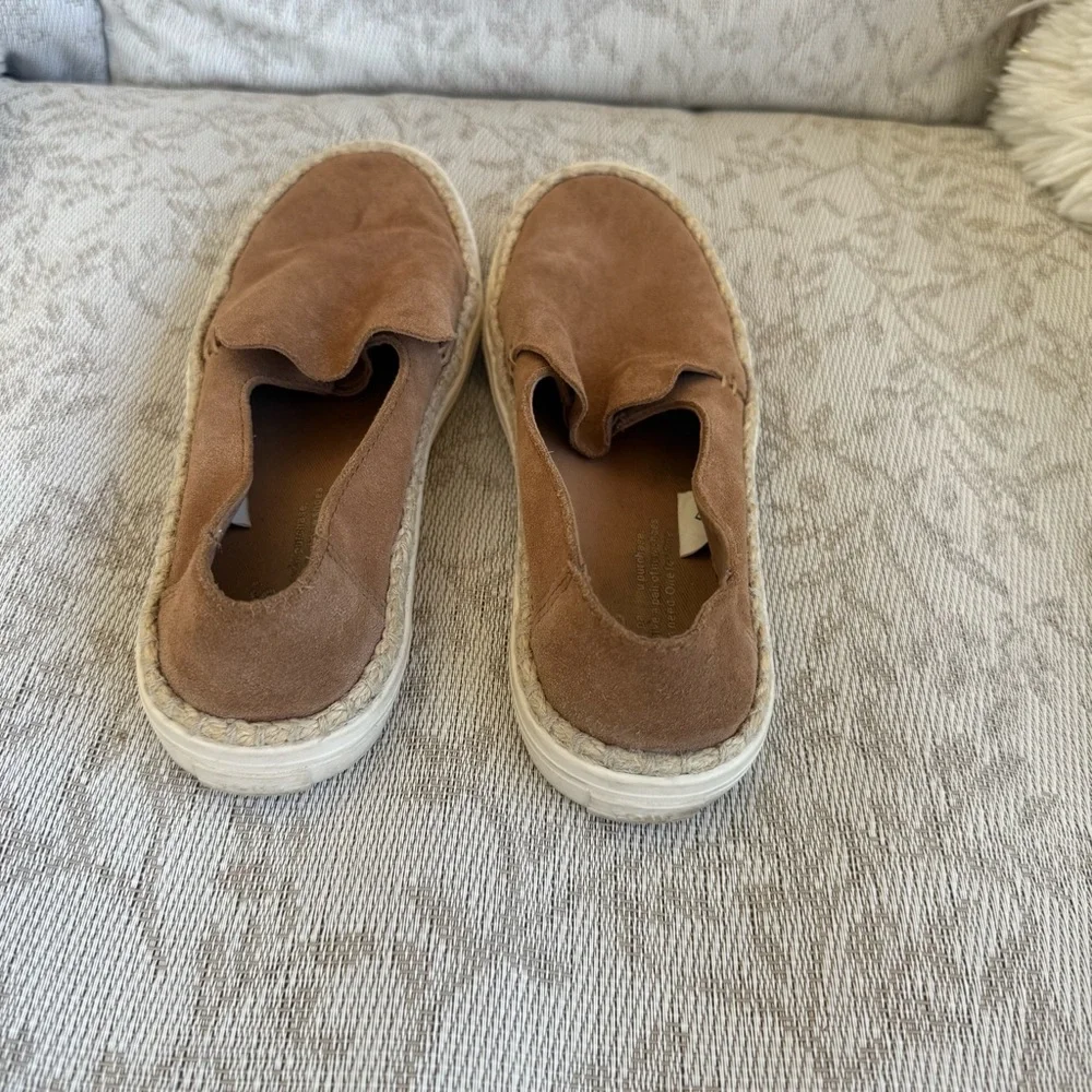 Toms Sunset Toffee Suede Slip-On Loafers Comfort Sneaker Shoes Women’s 6‎ EUC